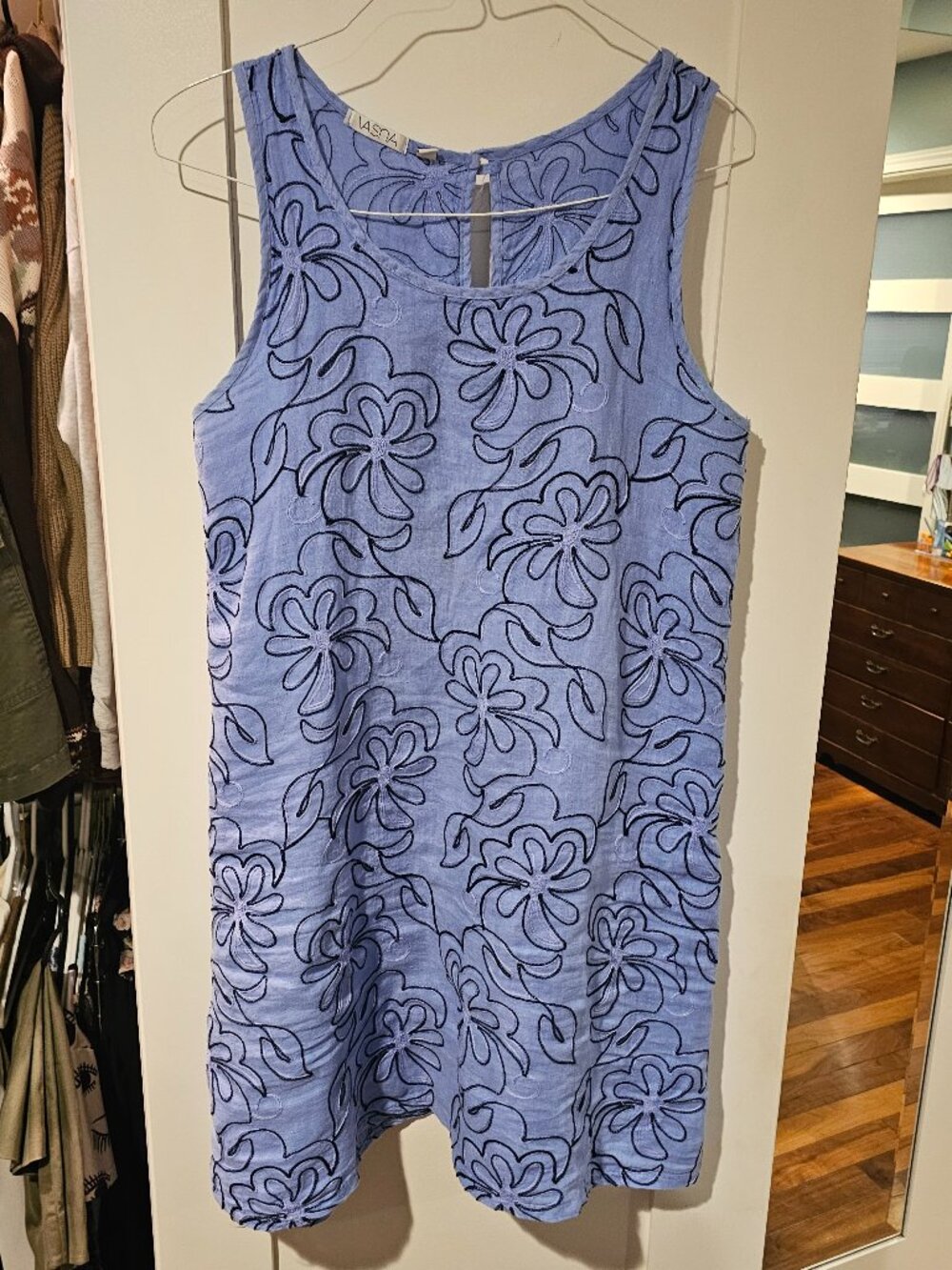 Vasna Blue Floral Embroidered 100% Linen Summer Shift Dress Made in Italy Small